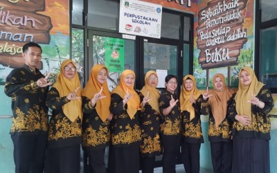 Kegiatan Kunjungan Perpustakaan SIswa SDKh, SMPKh dan SMAKh